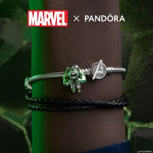 Armbänder & Armreife*Pandora Marvel 590784C00 Gliederarmband The Avengers Logo-Verschluss Silber